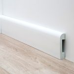 Zócalo de PVC - 1,5x7cm - Modelo ZB131