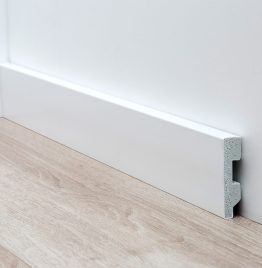 Zócalo de PVC - 1,5x6cm - Modelo ZB446