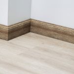 Zócalo de PVC - 1,5x8,2cm - Modelo ZC083